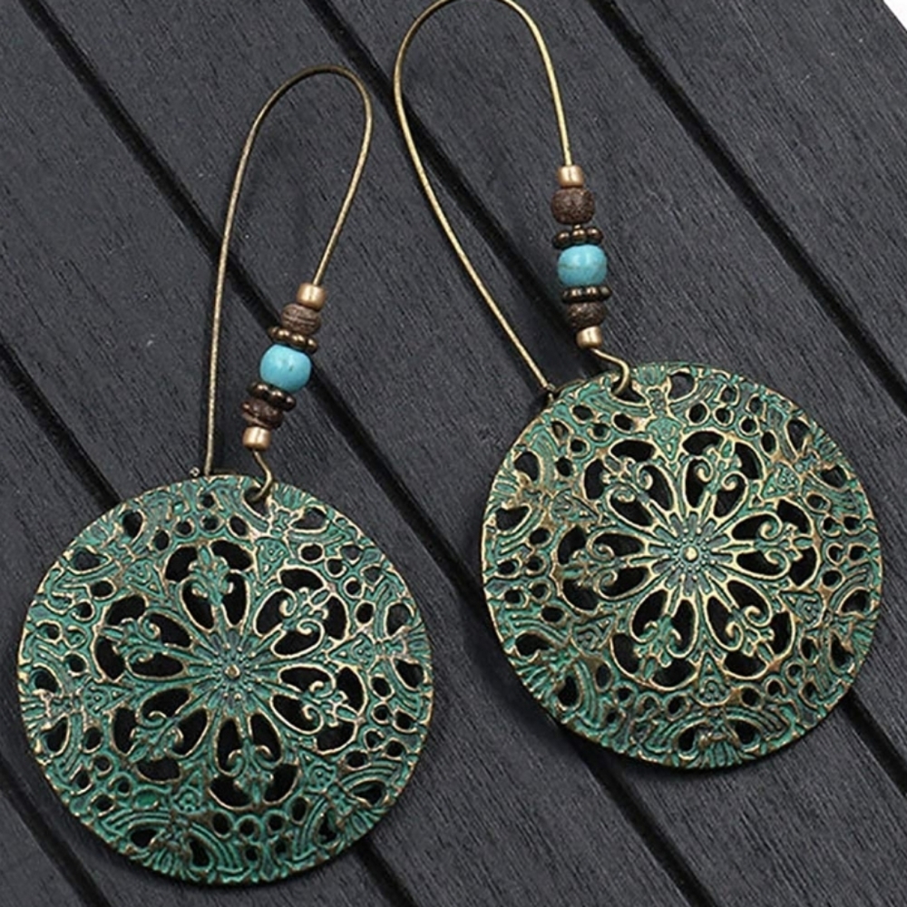 8 Pairs Boho Chic Statement Dangle Drop Earrings NWT - Picture 3 of 5